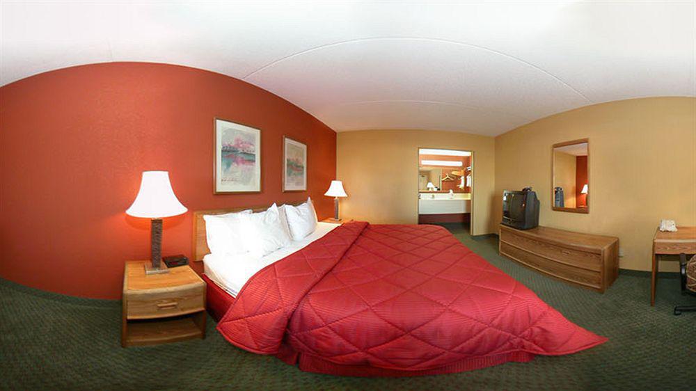 Ramada By Wyndham Albuquerque Airport Hotel Buitenkant foto